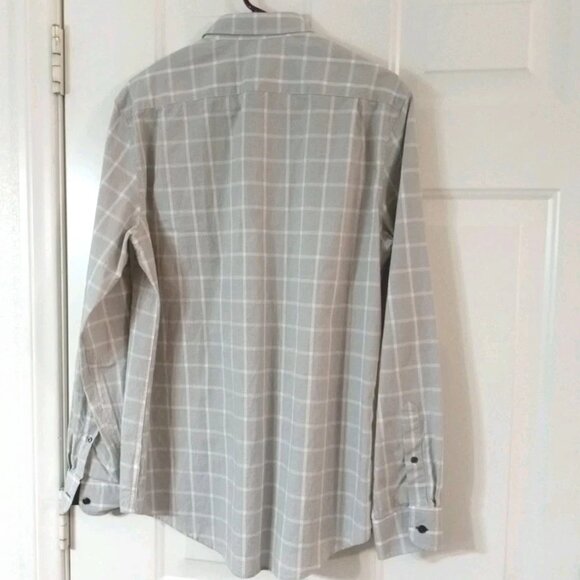 Michael Kors Men’s Medium Classic Fit Gray Plaid Dress Shirt Button Up - Picture 5 of 5